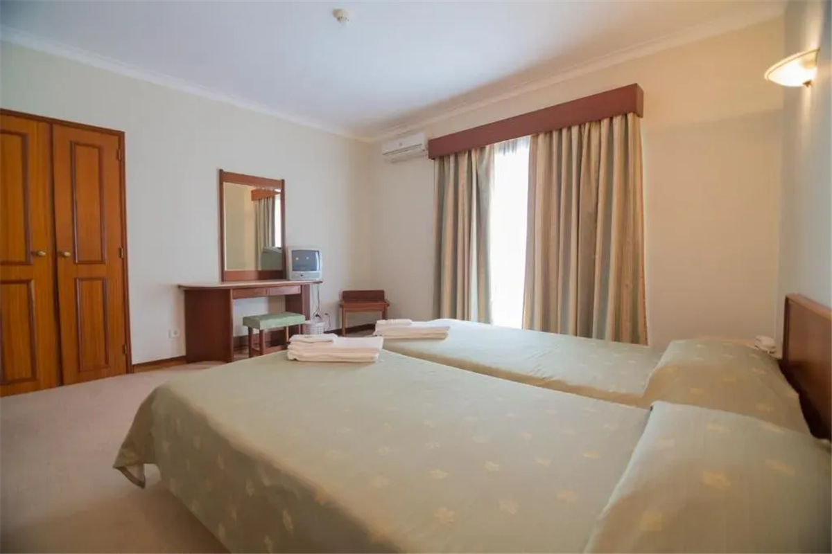Quarto Twin Peregrinos de Fátima