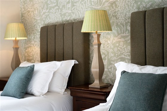 The Richard Onslow,  113 - 117 High St, Cranleigh Village, Surrey, GU6 8AU