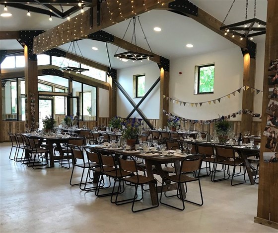 Valleyside Barn - Wedding breakfast individual tables