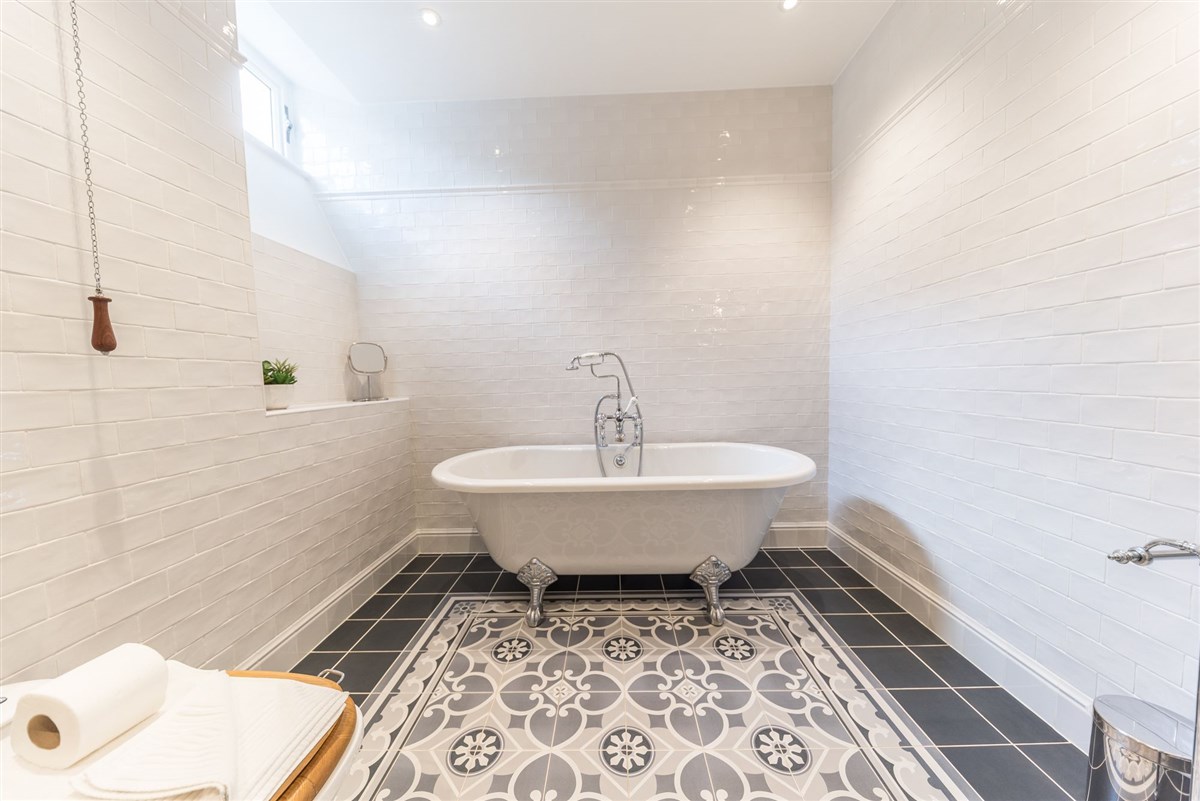 En suite bathroom