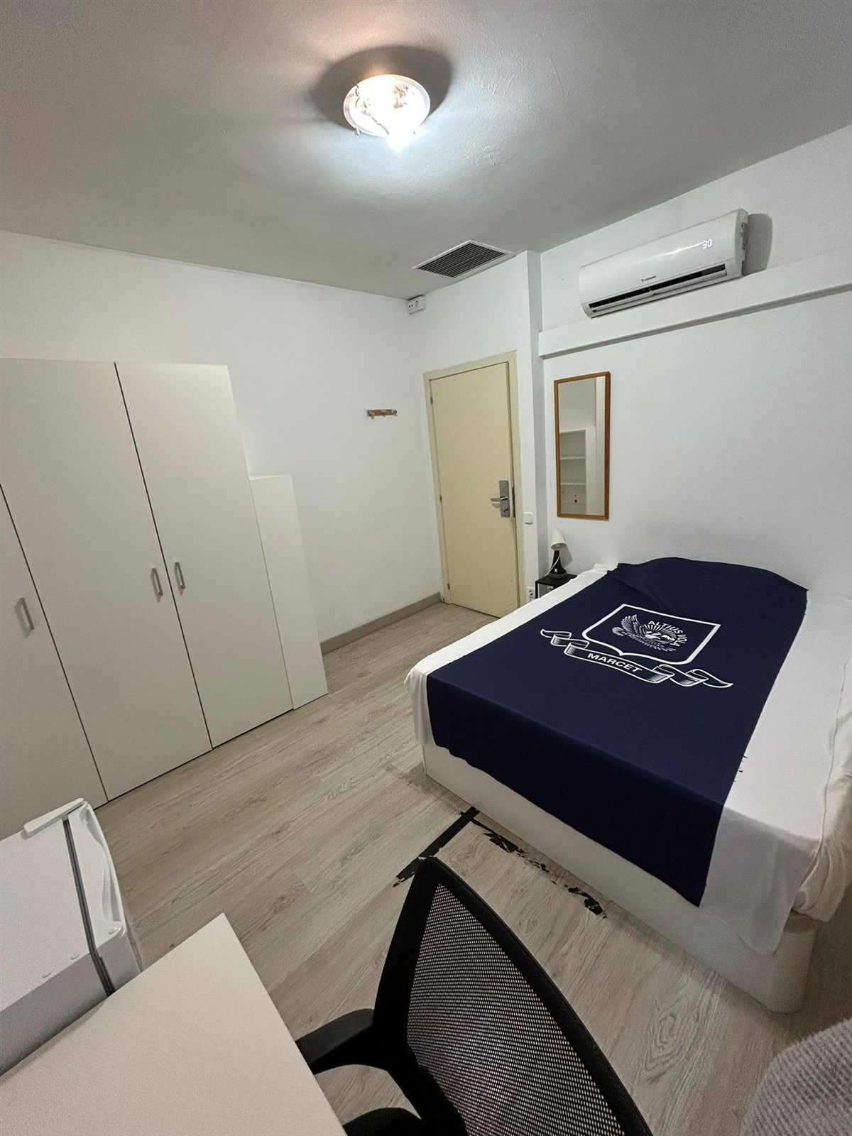 96114habitación simple, 双人床
