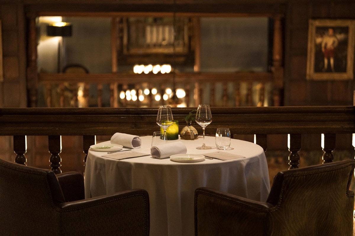 Àclèaf Dining