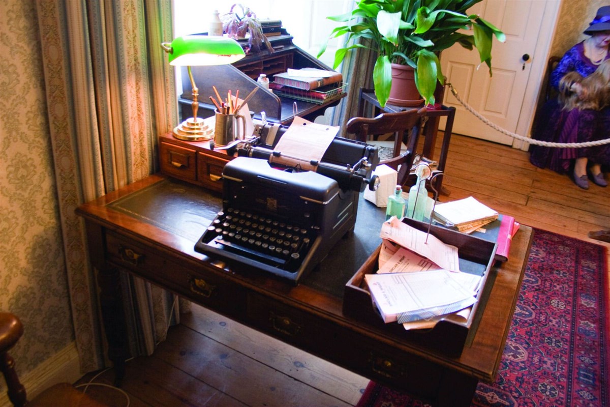 Typewriter