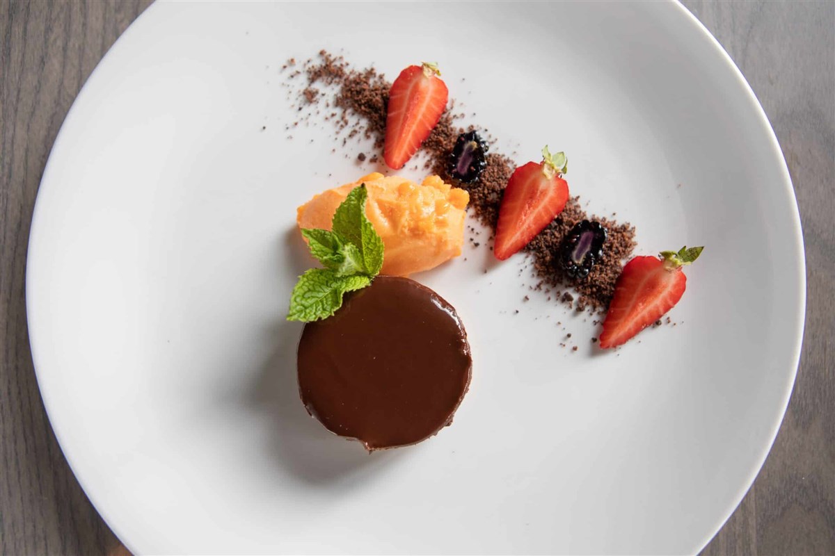 Lacu Restaurant