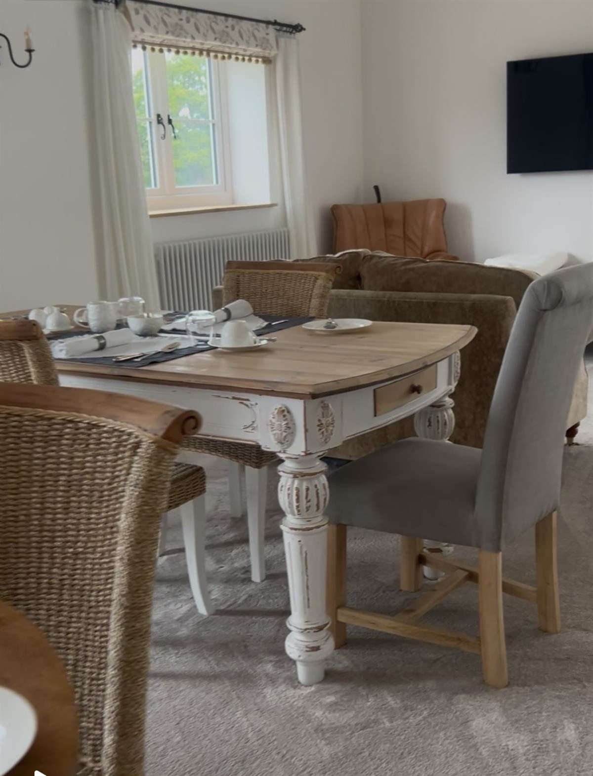 Guest dining area