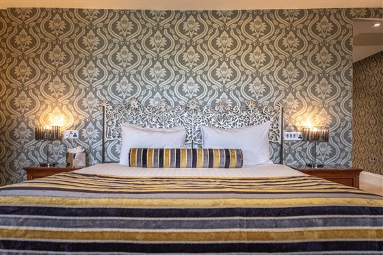 Exclusive Room 