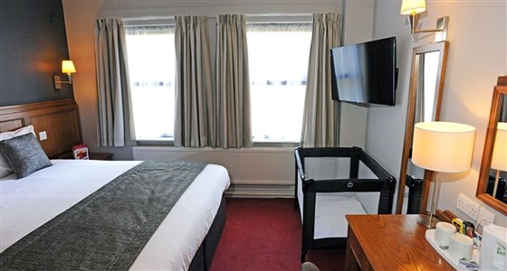 The Brentwood Hotel