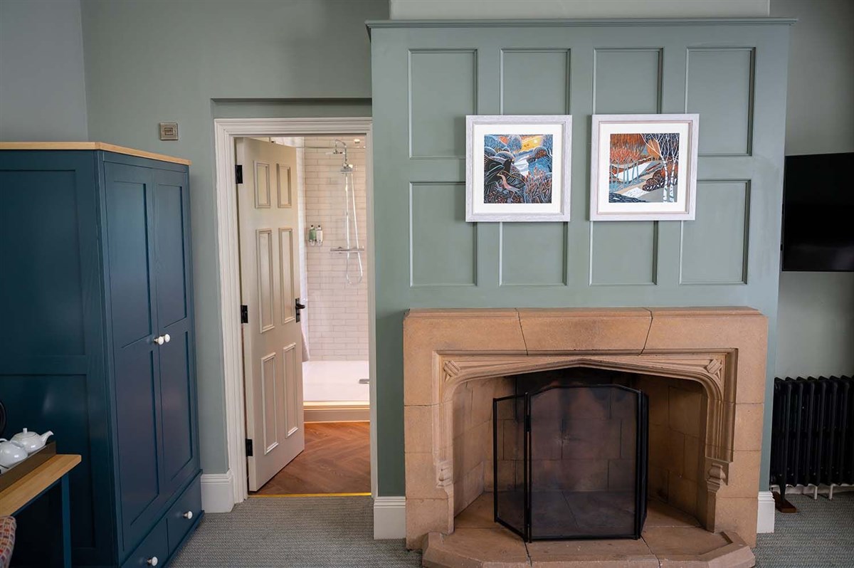Feature Room