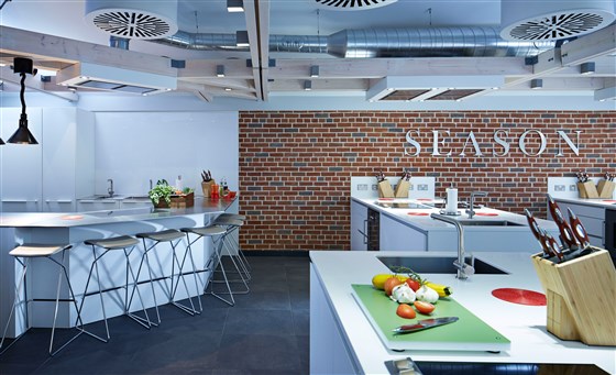Season cookery school