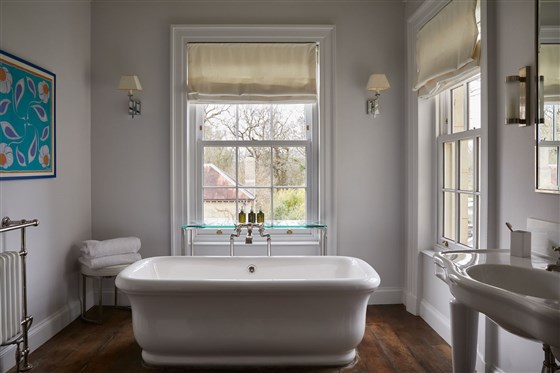 Lime Wood bathroom