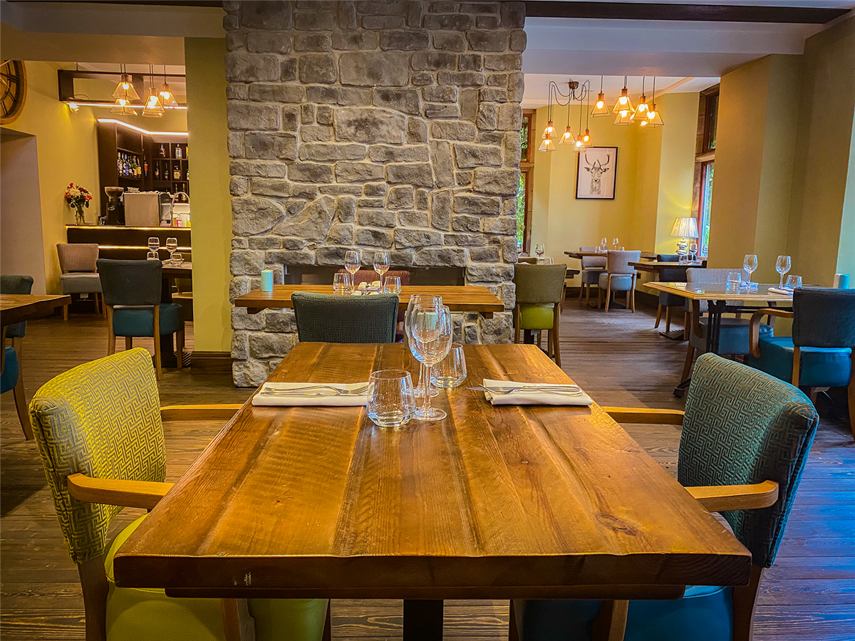 The Woodland Bar & Kitchen