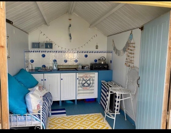 Storage and stove 