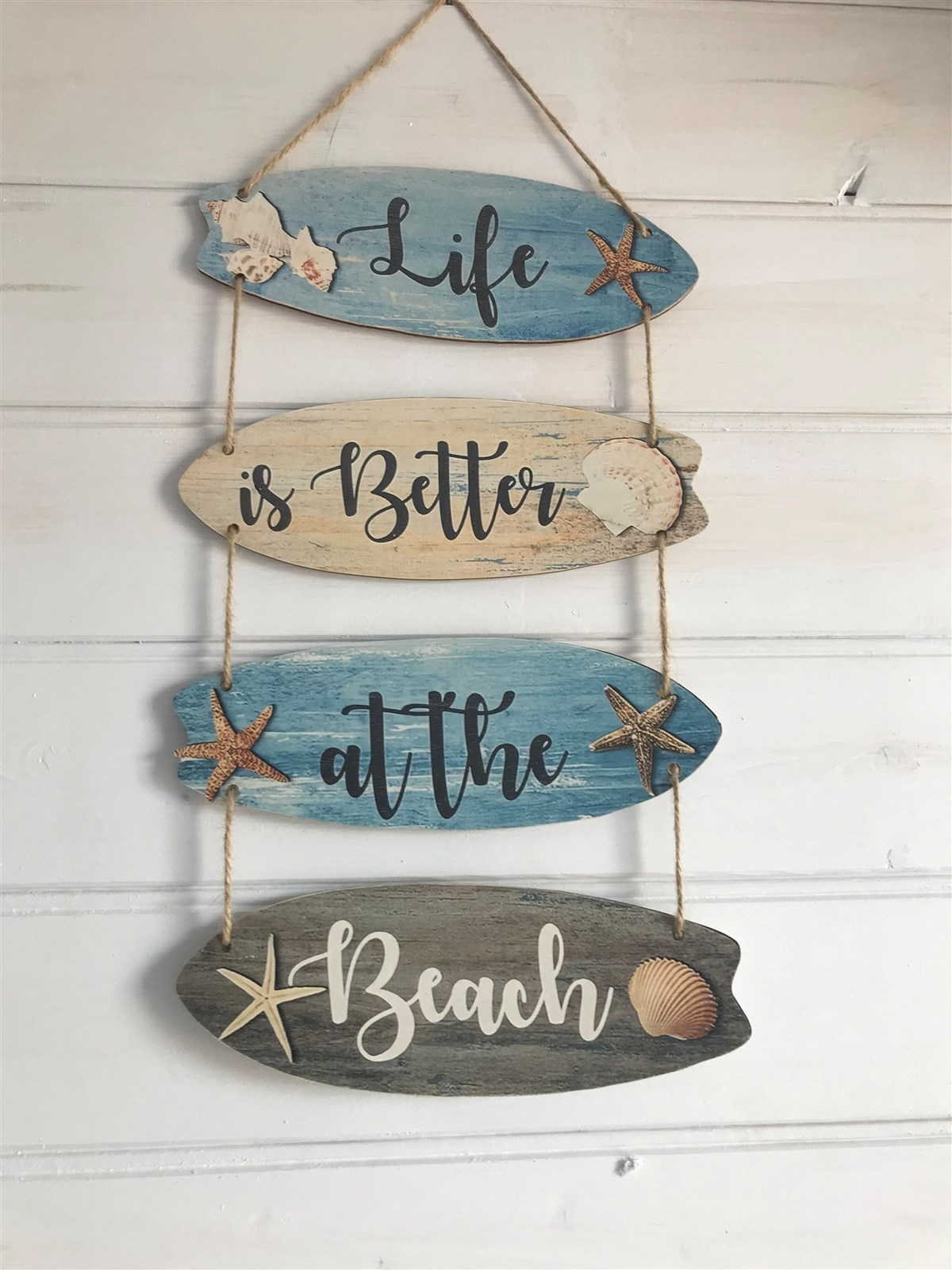 Beach hut