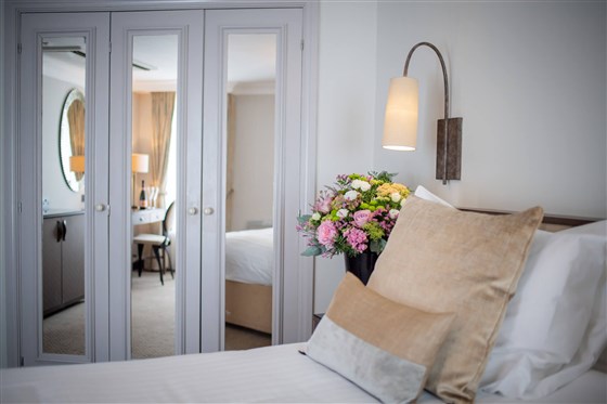 Castle Hotel deluxe bedroom