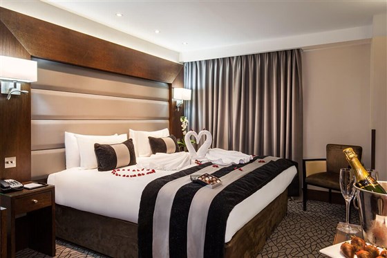 Park Grand Paddington