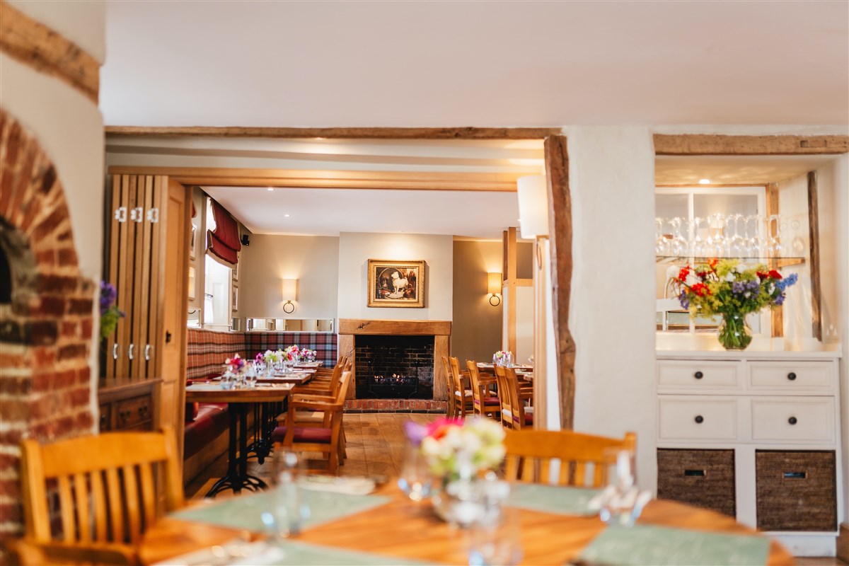 Dining rooms 