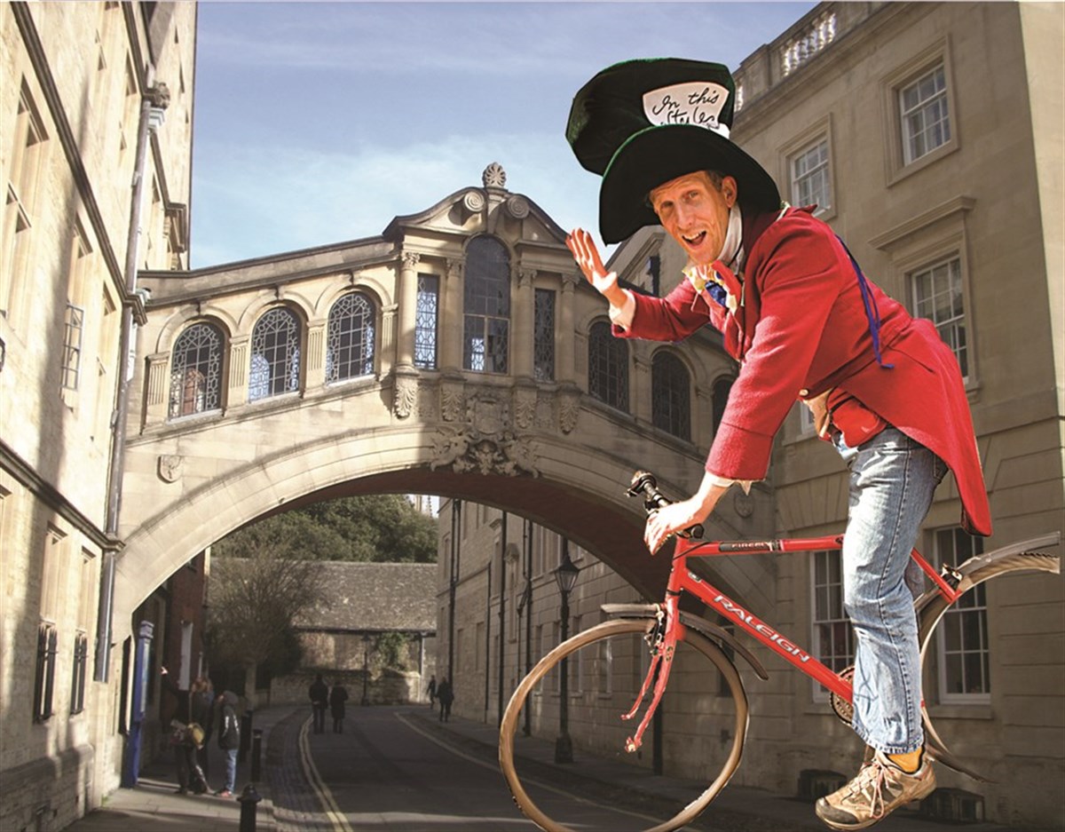 Oxford Mad hatter guide Bridge of Sighs