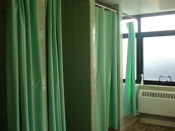 Chuveiros do Hall de Ex-alunos