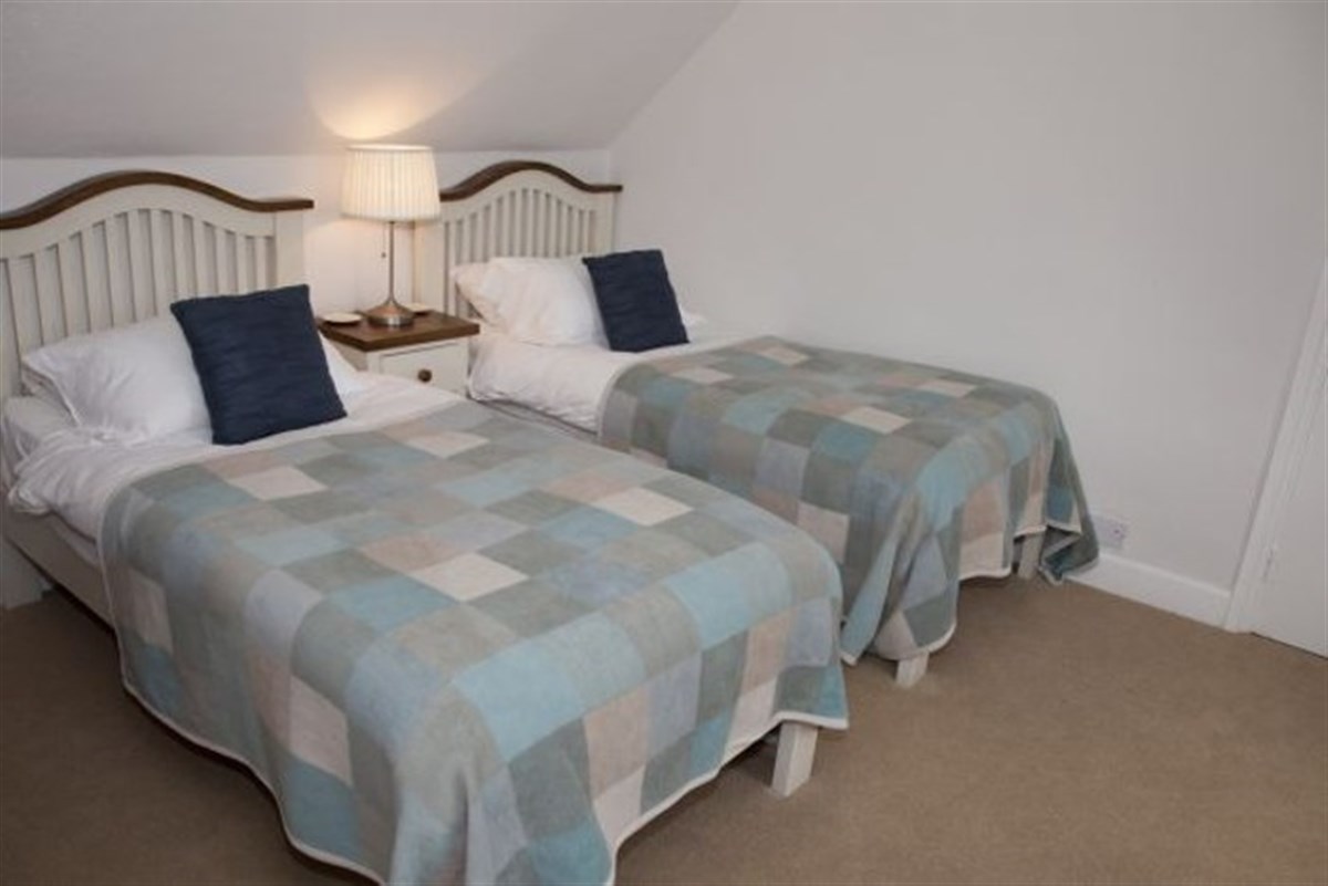 Zweibettzimmer mit eigenem Bad