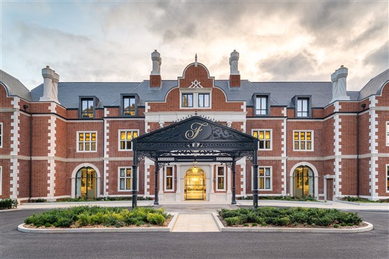 Fairmont Windsor Park Façade