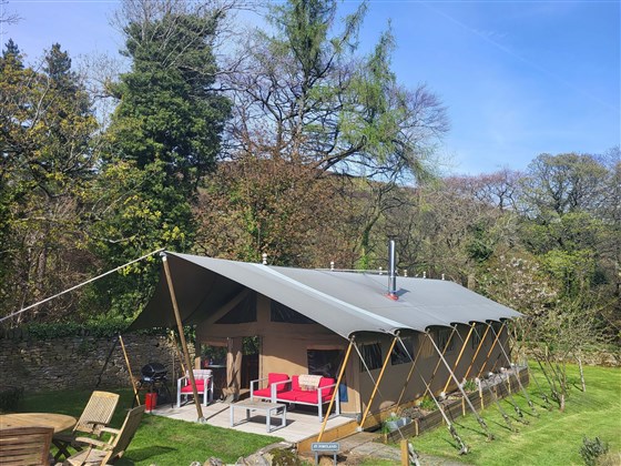 Luxury safari tents