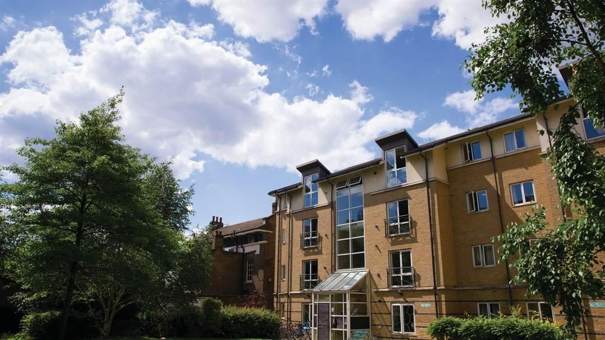 Esterno della Loring Hall