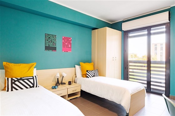 Estudio grande con dormitorio principal