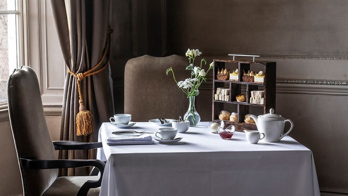 Wood Hall Hotel & Spa