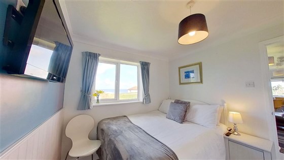 Bedroom 1 - Double