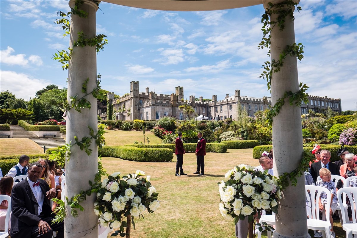 Outdoor weddings cornwall