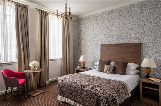 Brandshatch Place Hotel & Spa