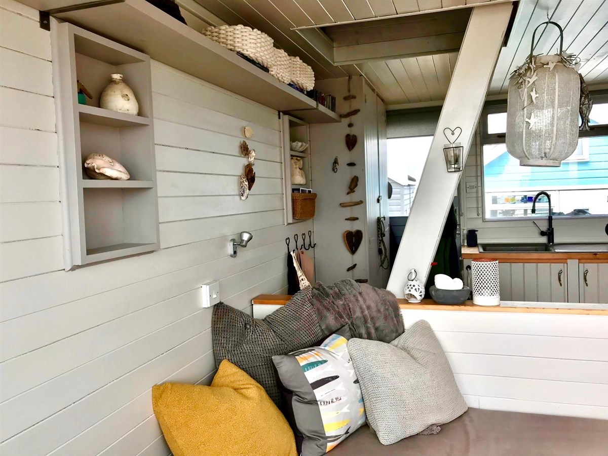Lounge Area (side)