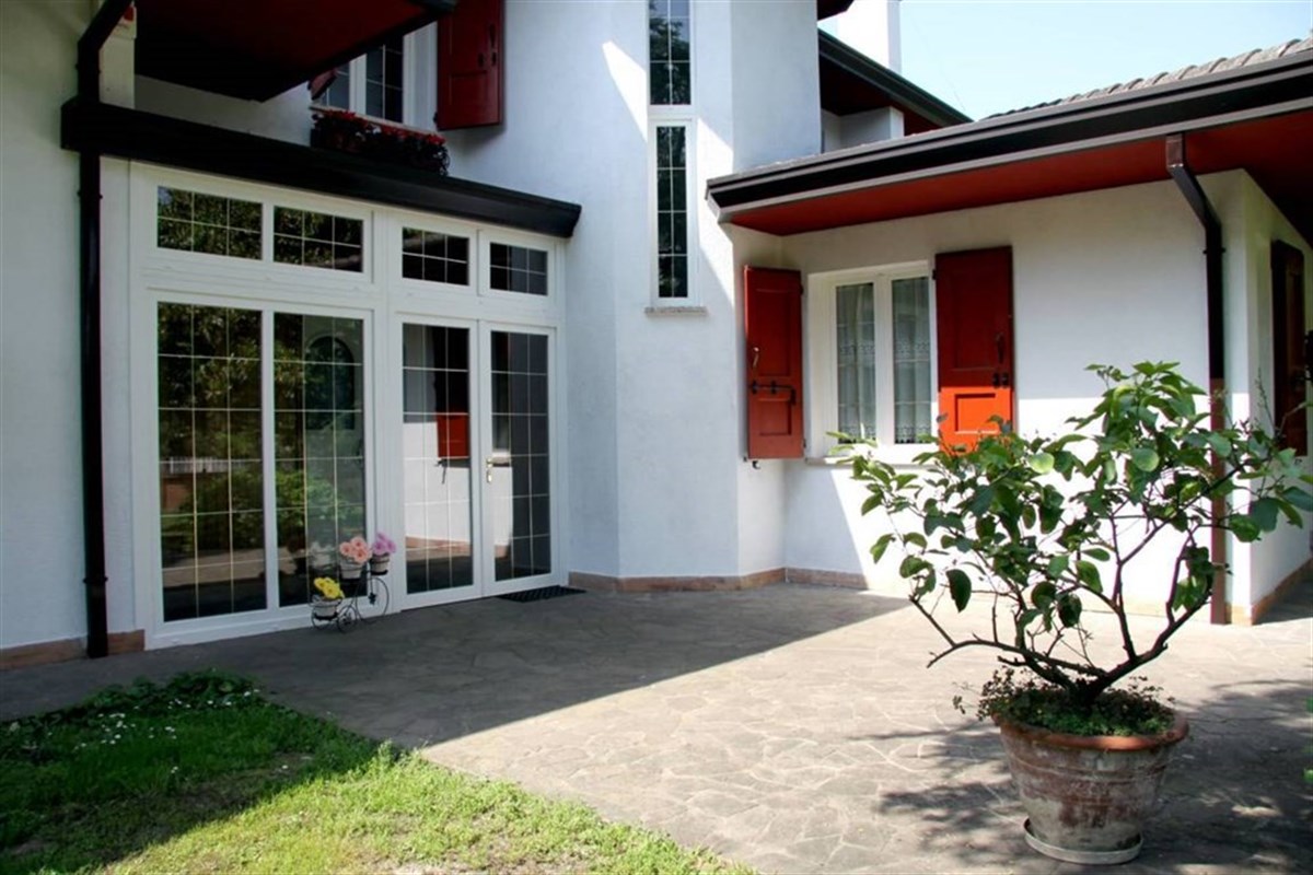 B&B Vanessa House