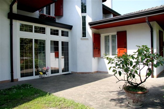 B&B Vanessa House