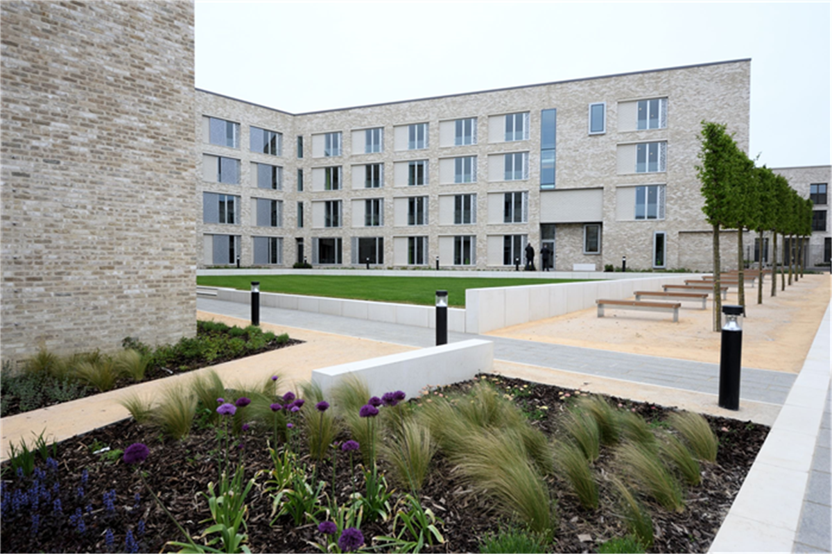 Bed and breakfast accommodation in Cambridge University colleges