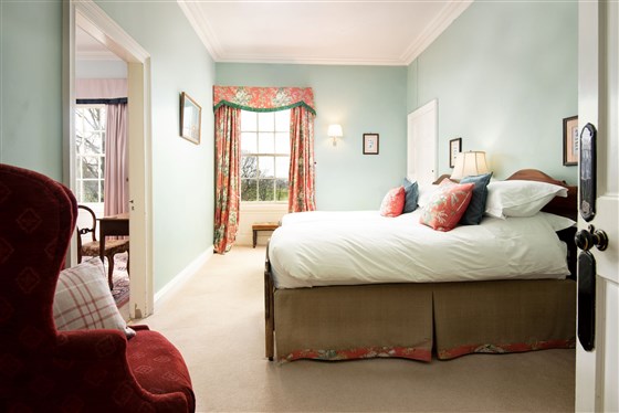 Blue Rooms interconnecting twin, Budle Hall