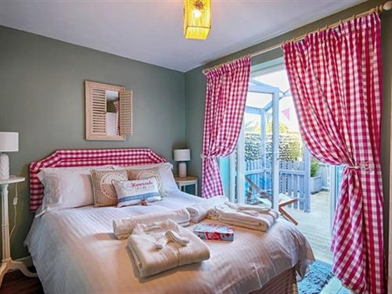 带私人露台的凯灵