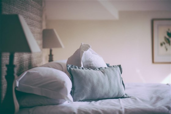 Alexandra bedroom