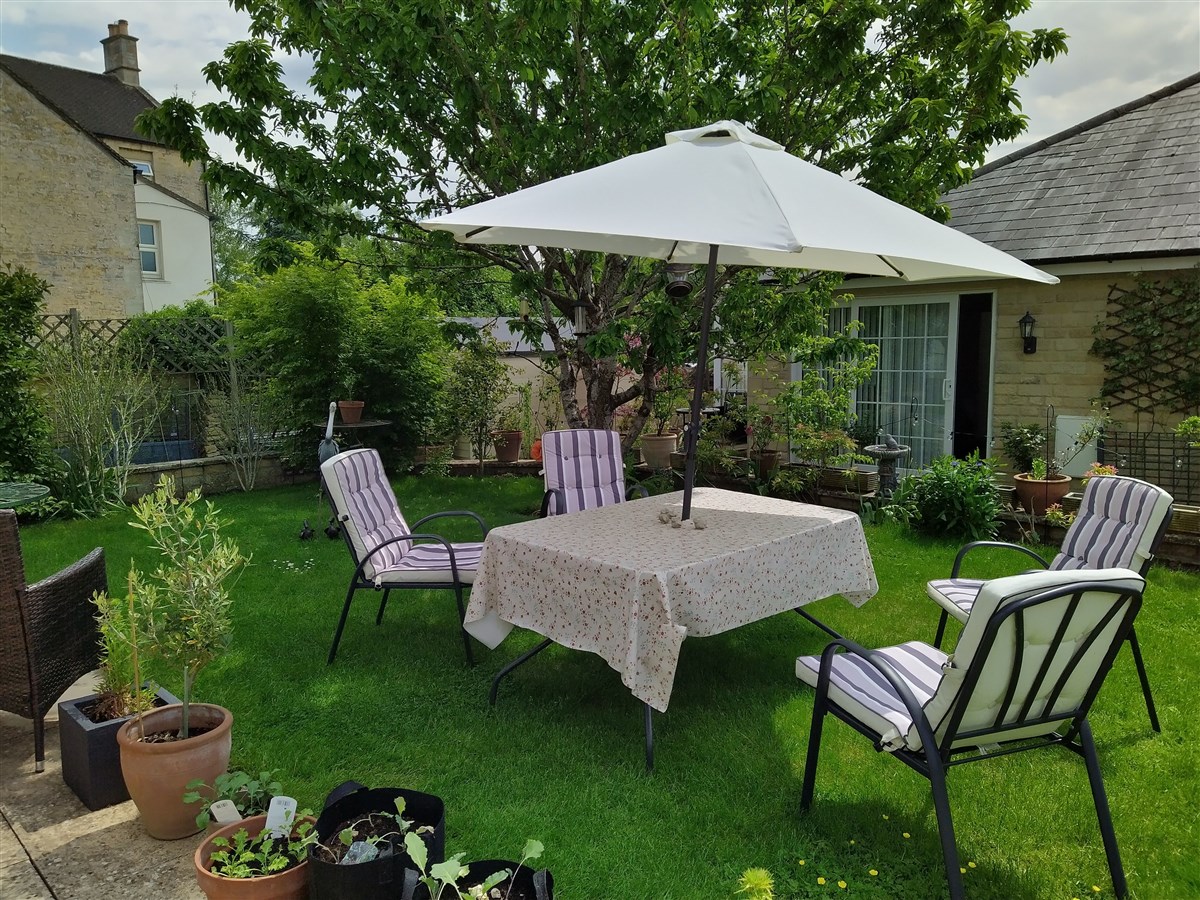 Holly House Garden