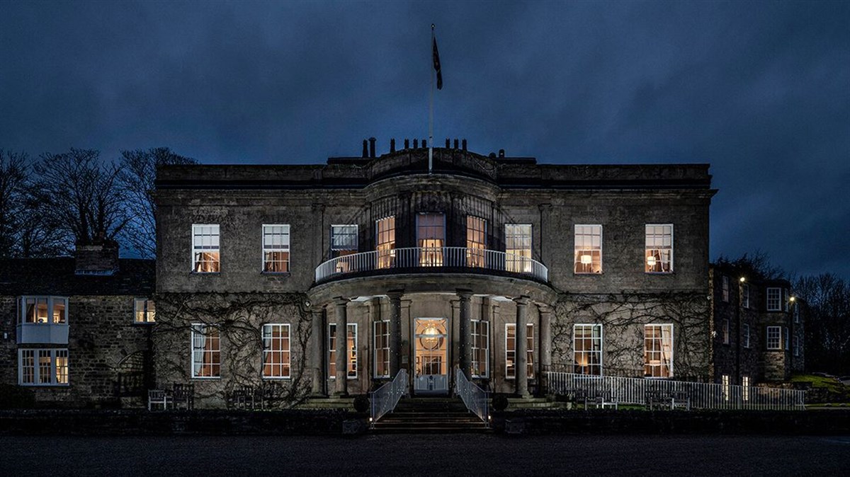 Wood Hall Hotel & Spa