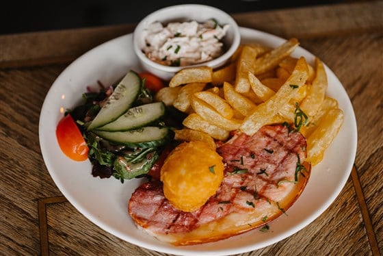 Gammon, Egg & Chips