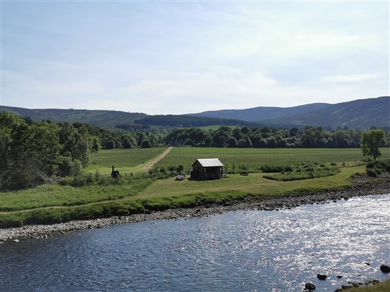 Tassachd pool and hut