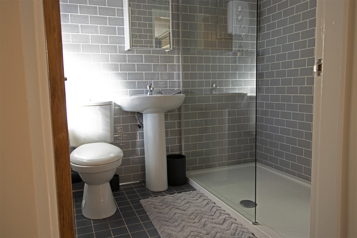 En Suite Shower room
