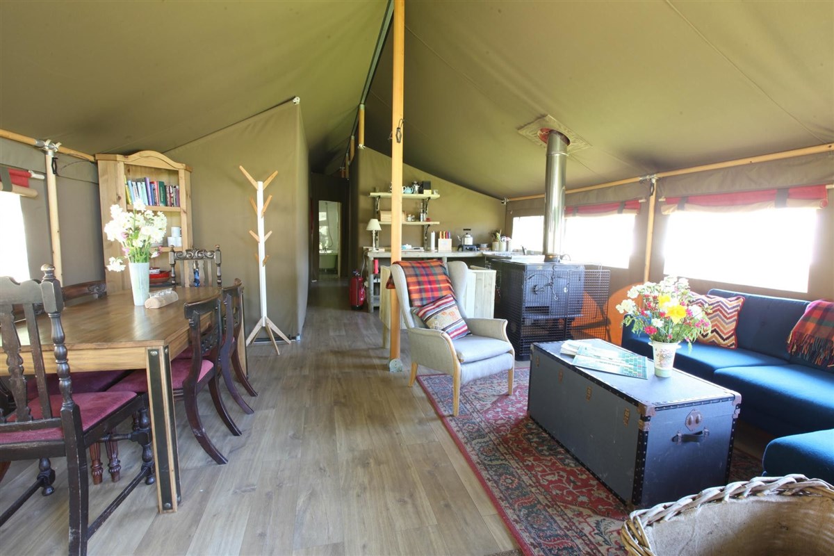 Luxury safari tents