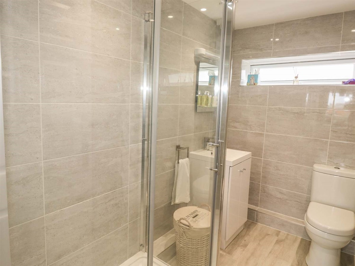 Double Walk in Shower Room