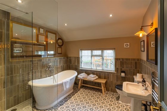 En-suite at The Fitzherbert