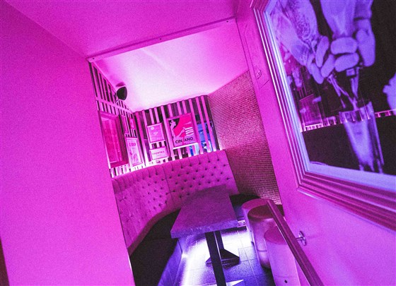 The Fizzy Tarté The Private Booth Img01