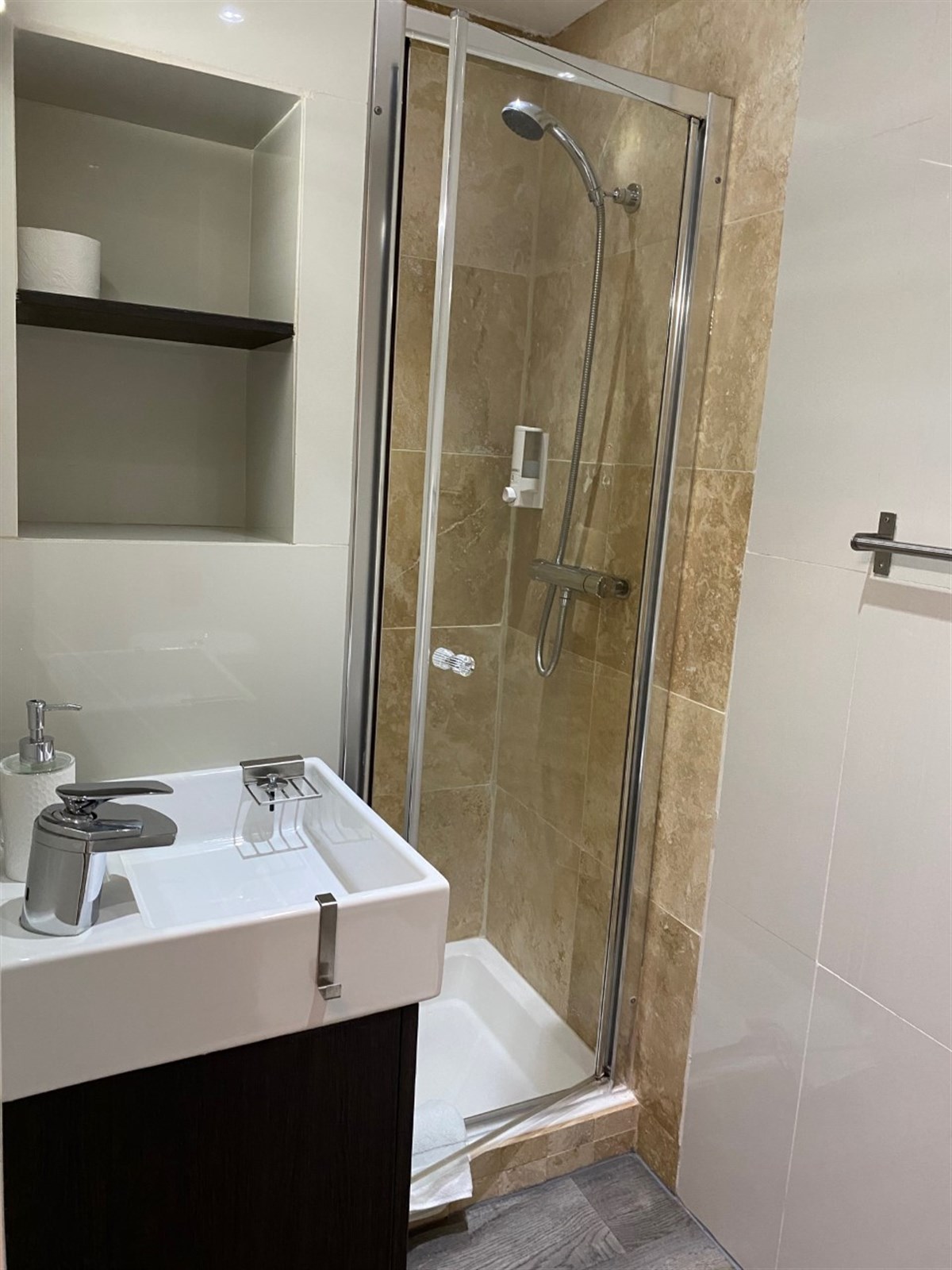 bathroom in single room