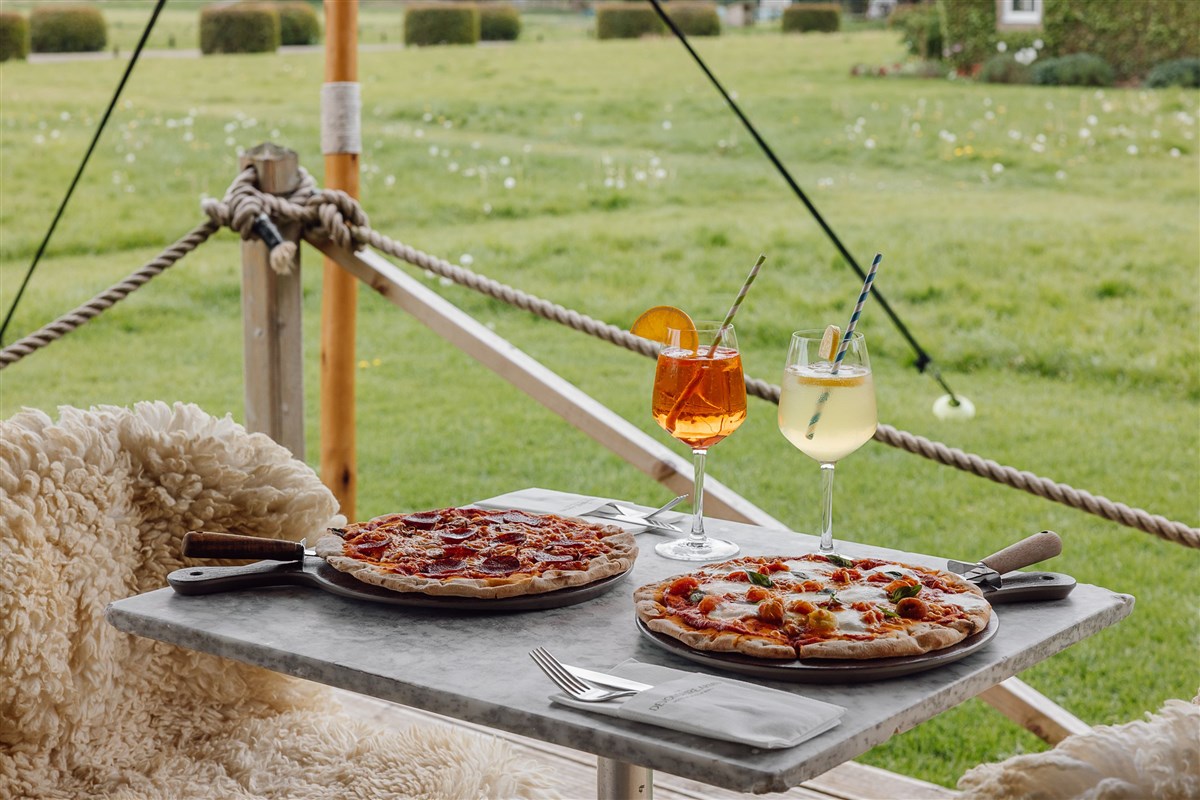 Pizza on The Terrace