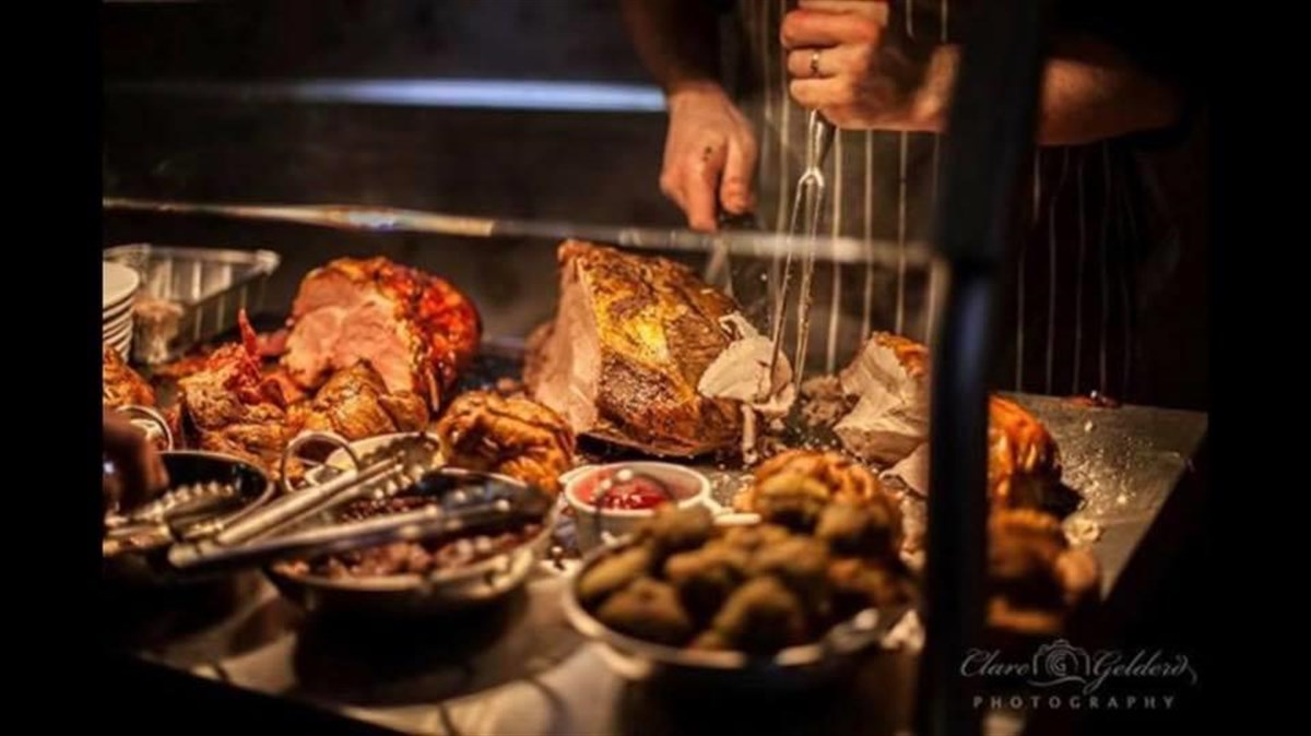 Sonntagsbuffet jede Woche von 12 bis 15 Uhr